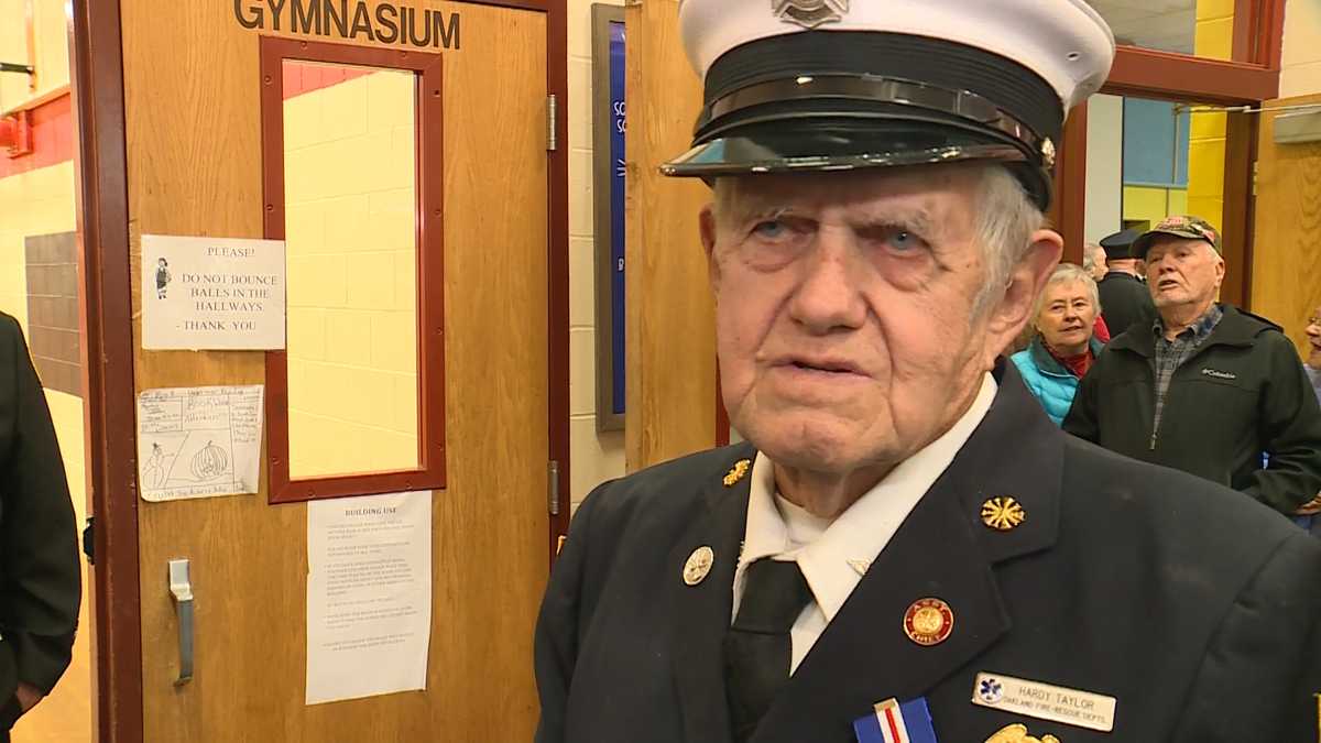 After six decades of service, longtime Oakland firefighter set to retire