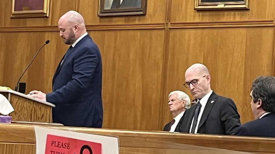 Judge OKs motion to drop Mississippi chief justice, Hinds County