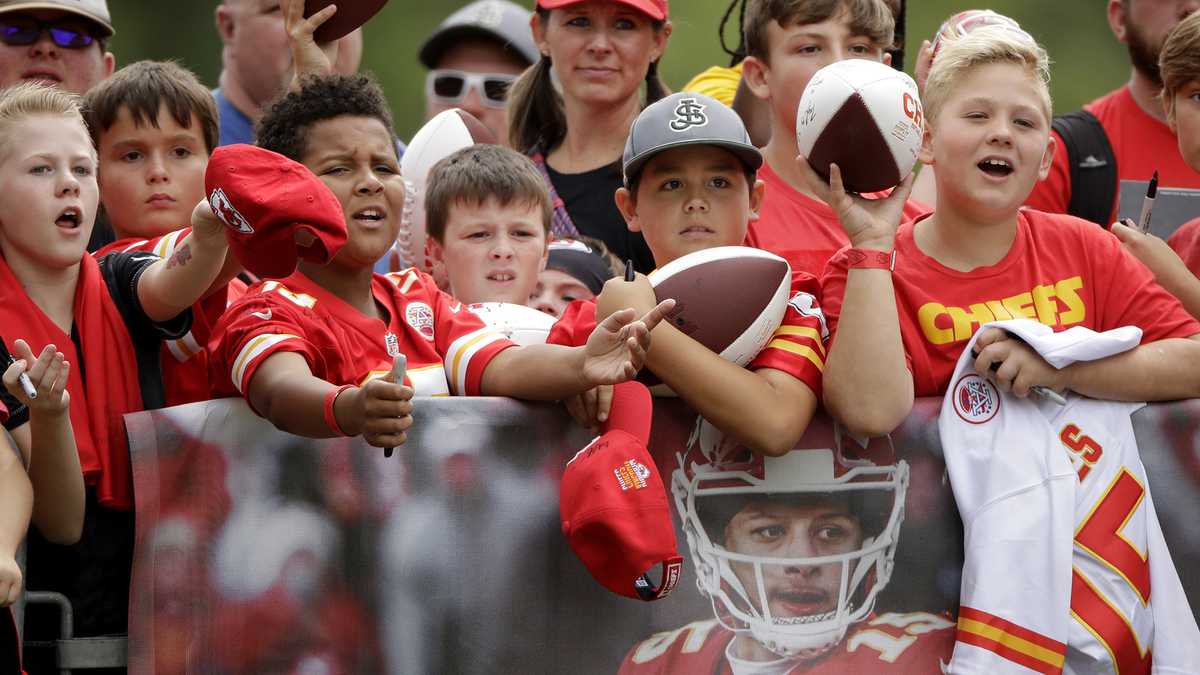 Attending Kansas City Chiefs Training Camp with Kids