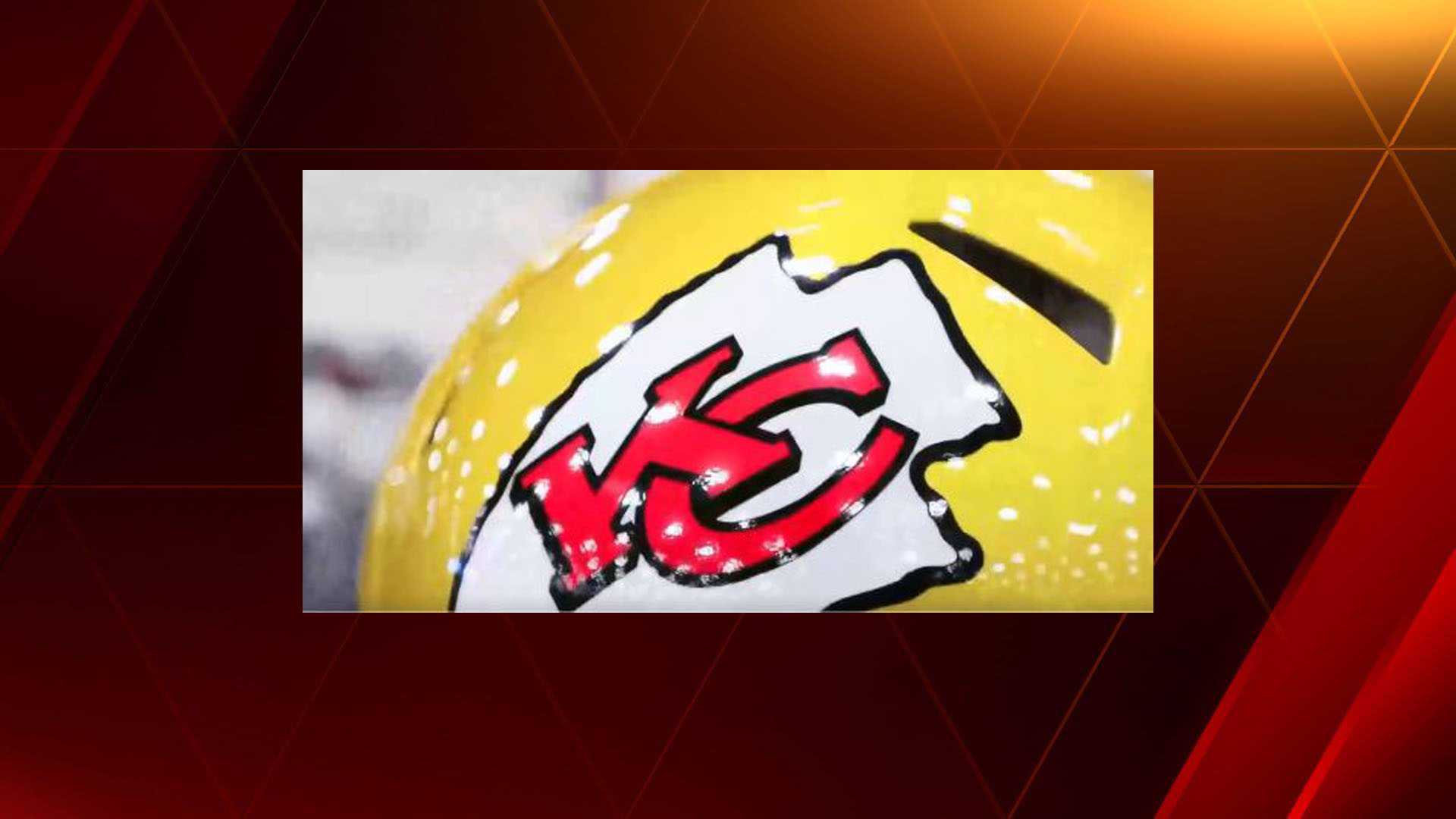 yellow chiefs helmet