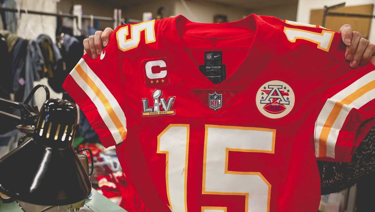 Super Bowl uniforms 2021: What jerseys will Chiefs, Buccaneers wear during Super  Bowl 55?