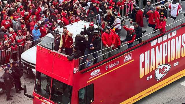 City sets temporary flight restriction for Chiefs Super Bowl Parade - Vimarsana News