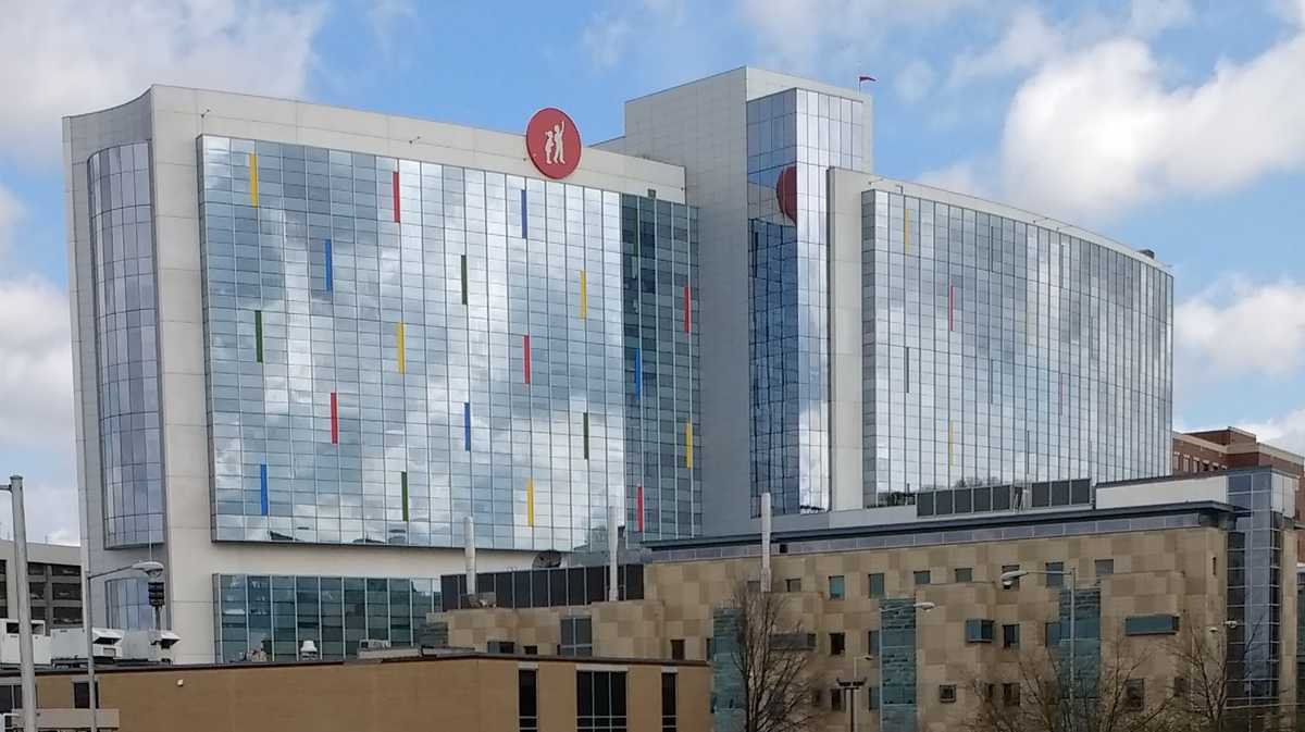 19-year-old Children's of Alabama employee dies after medical emergency at work