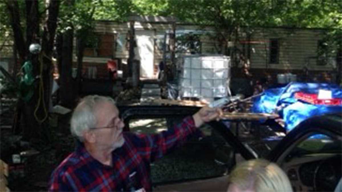 Authorities search Chilhowee home for Ian McCarthy suspect remains on