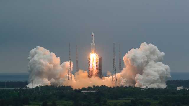 Debris from a Chinese rocket is expected to crash into Earth soon - Vimarsana News