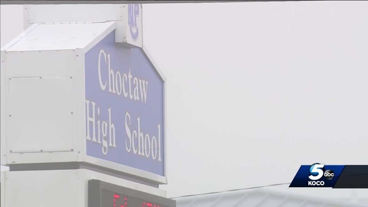 Choctaw High School removes student seen in video using racial slur