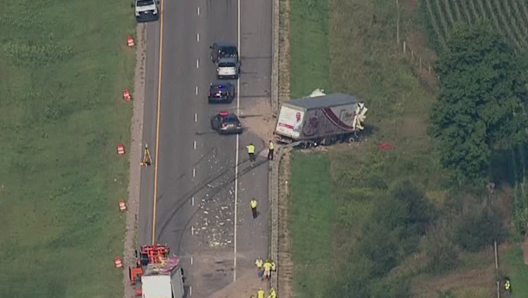 I-94 reopens after 3 killed in Jefferson County crash