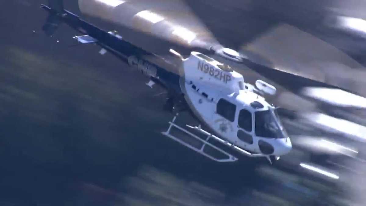 Roseville police chase suspected armed bank robber