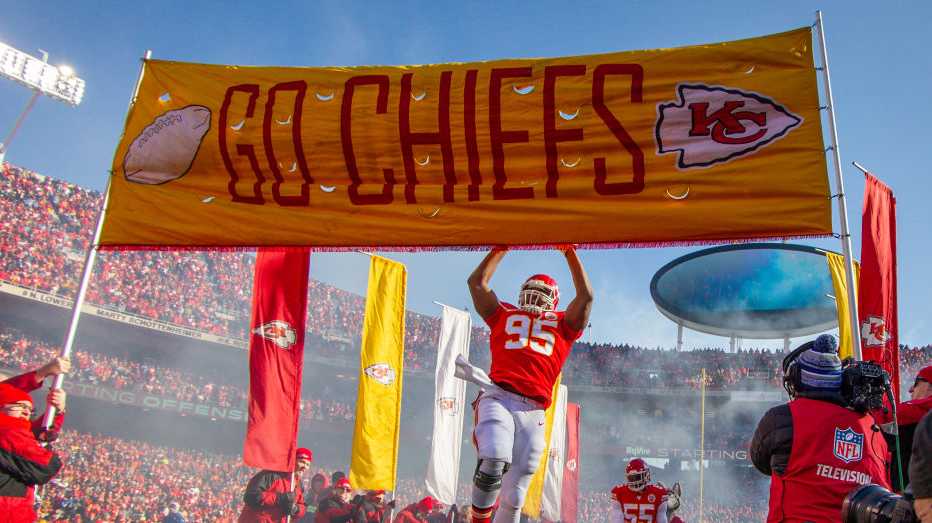 Chiefs with no new COVID-19 positives; Gordon, Gay return