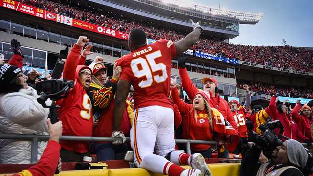 Chris Jones could be calling Arrowhead Stadium home for final time - Vimarsana News
