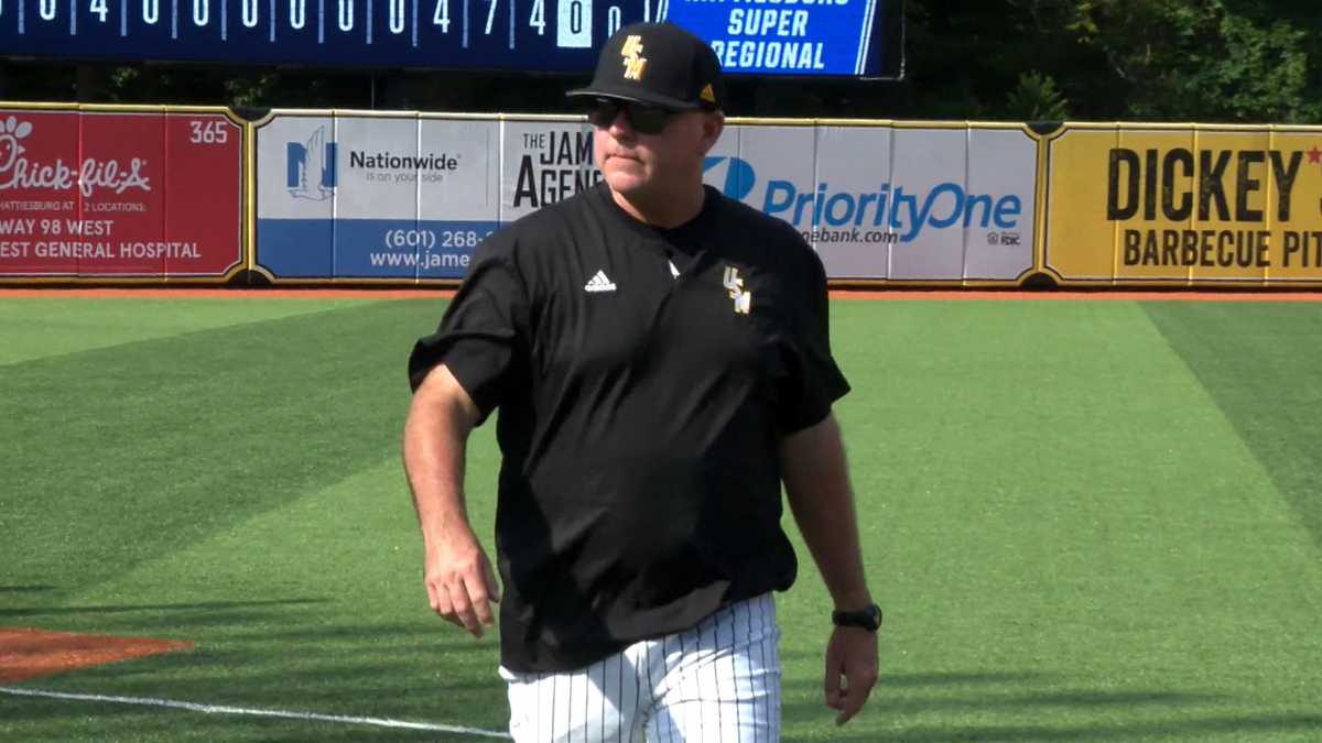 Christian Ostrander officially named USM head baseball coach