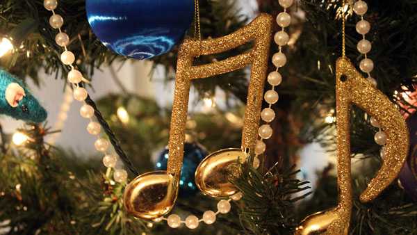 Christmas Music Louisville Radio 2022 Louisville Radio Station Flips Over To Nonstop Christmas Music