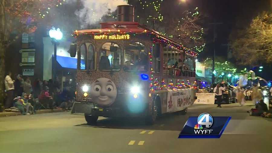 Downtown Greenville Christmas Parade 2022 Everything You Need To Know About The Annual Greenville Poinsettia Christmas  Parade This Weekend