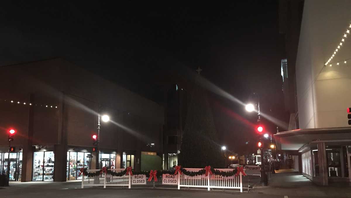Savannah Christmas tree lighting moved to Saturday due to weather