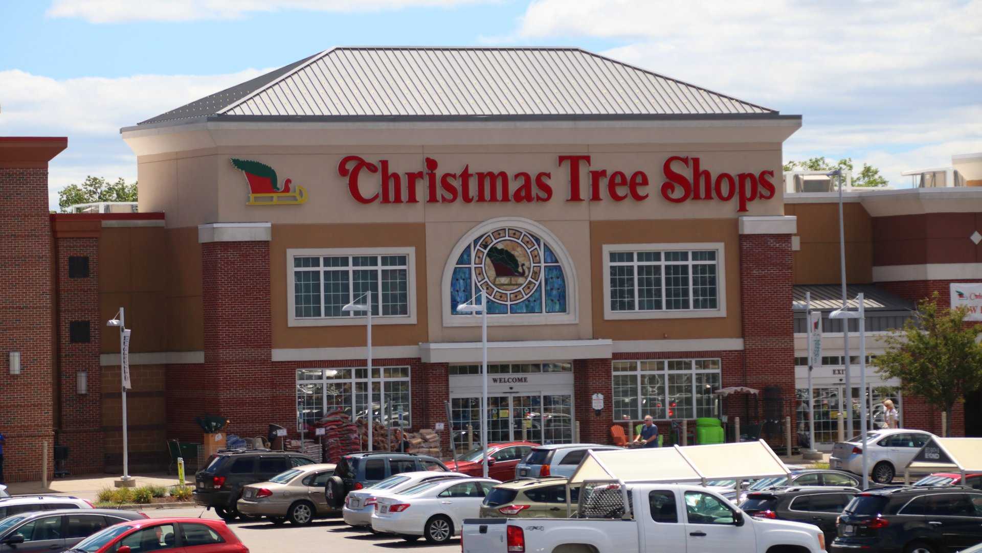 The christmas shop tree shop