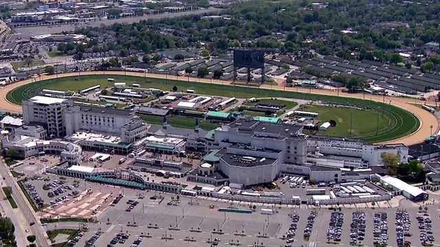 Churchill Downs suspends turf racing for at least two weeks - Vimarsana News