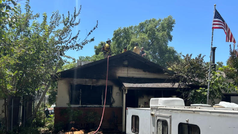 Person found dead inside burning Citrus Heights home