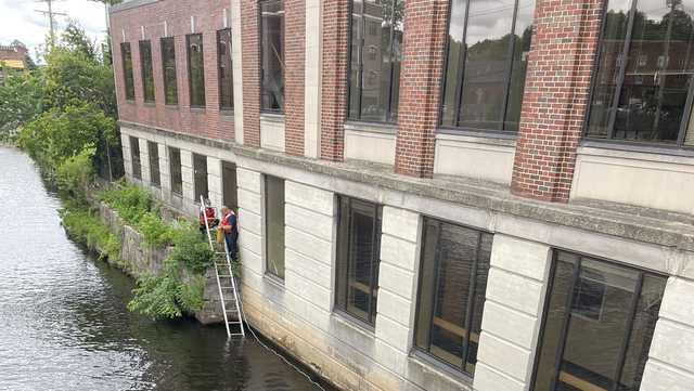 Woman rescued from Nashua River after jumping from Main Street bridge - Vimarsana News