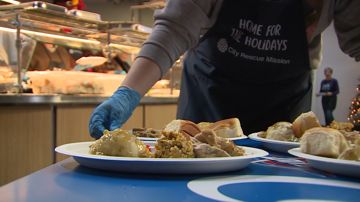 City Rescue Mission opens doors for Thanksgiving in Oklahoma City