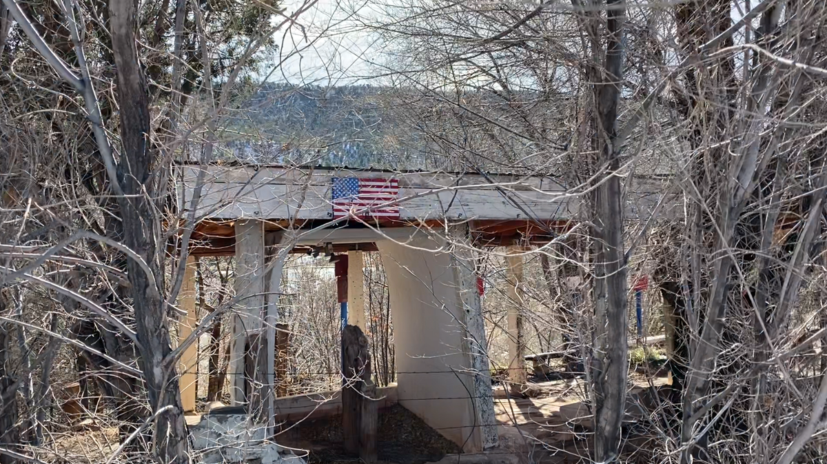 Route 66 expert discovers hidden war memorial near Santa Fe