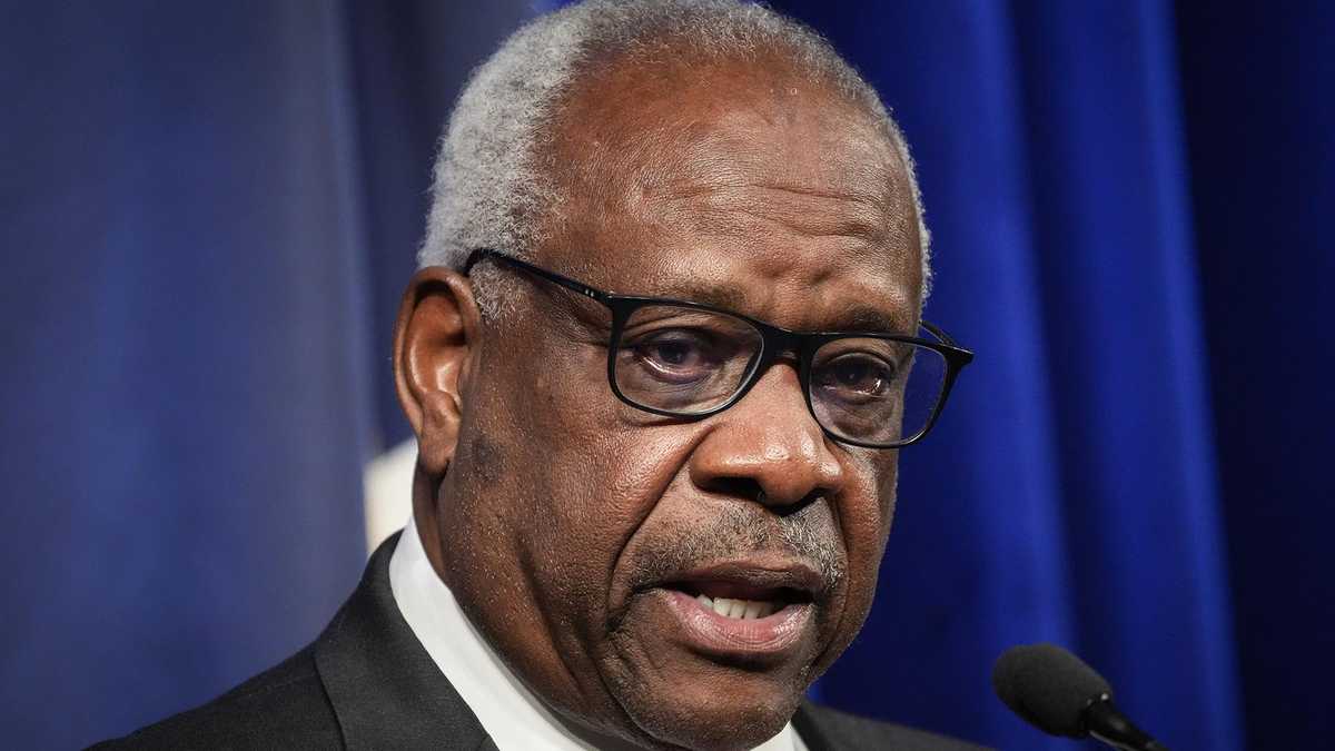 Supreme Court Justice Clarence Thomas Hospitalized With Flu Like Symptoms 8763