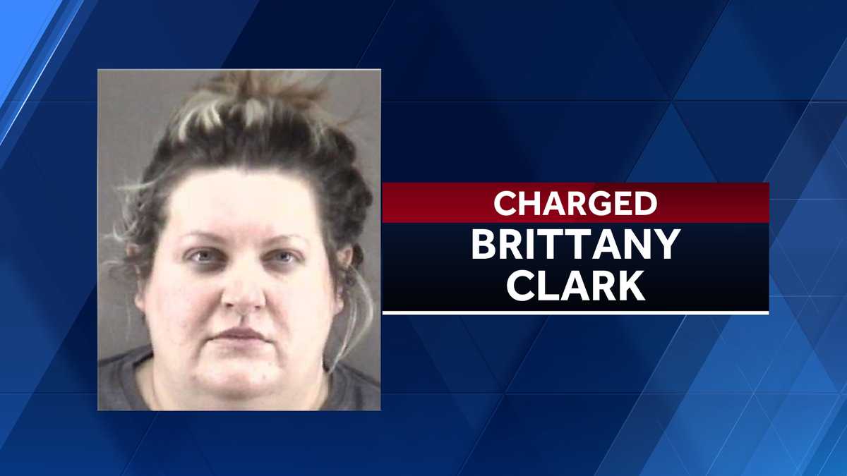 North Carolina Clemmons day care owner of "The Nest" facing child