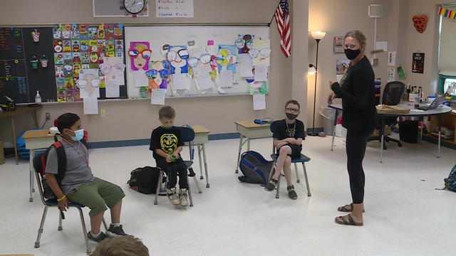 Maine school districts grapple with decisions on mask policies - Vimarsana News