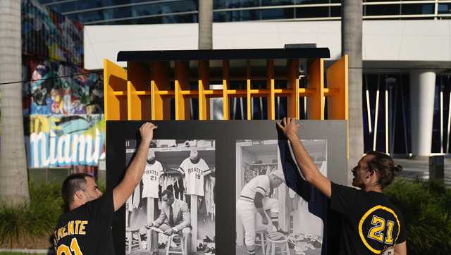 Roberto Clemente exhibit on display at annual Caribbean Series - Vimarsana News