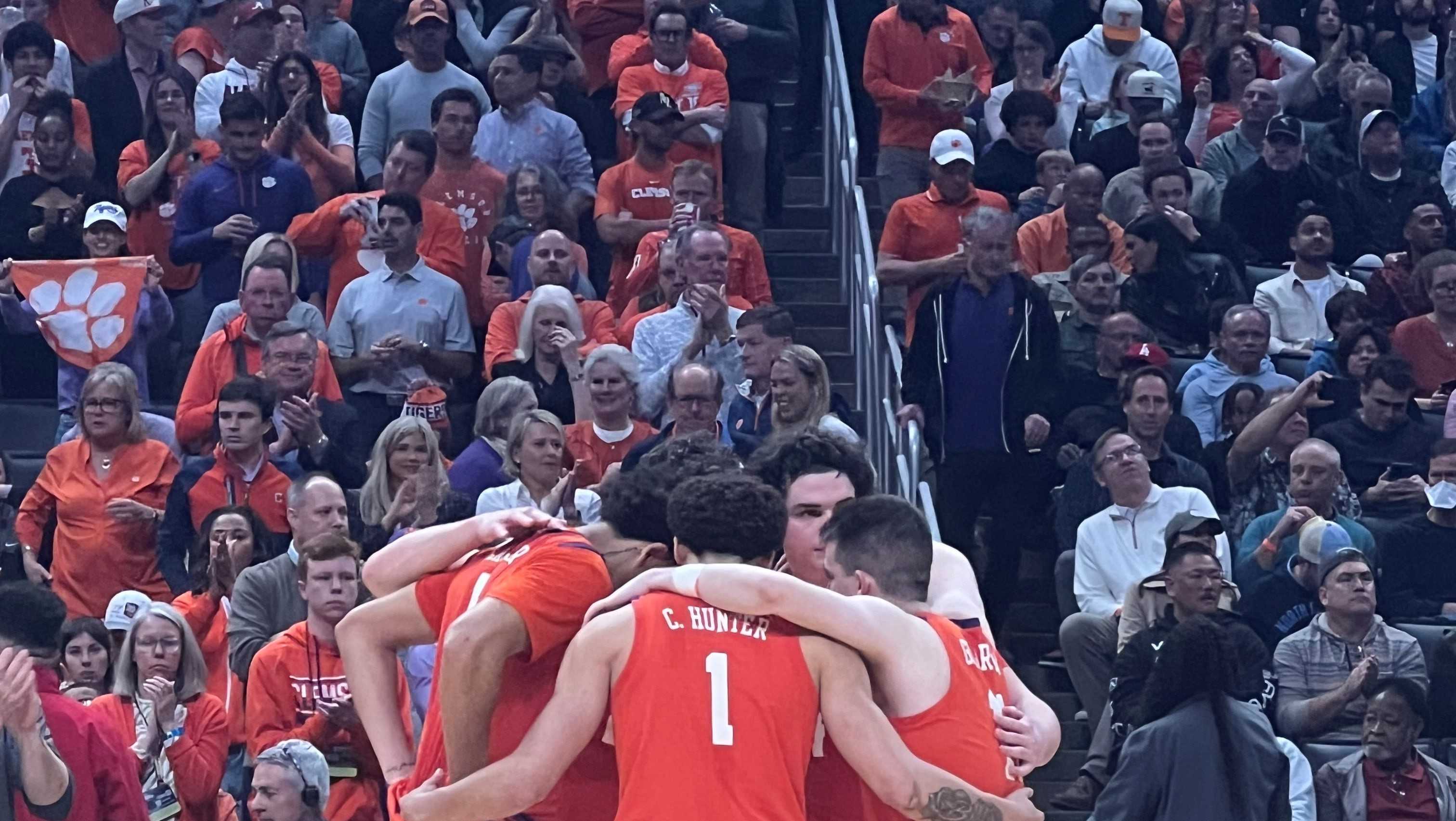 No. 6 Clemson Tigers historic season comes to a close in Elite 8 loss to No. 4 Alabama, 89-82 - Vimarsana News