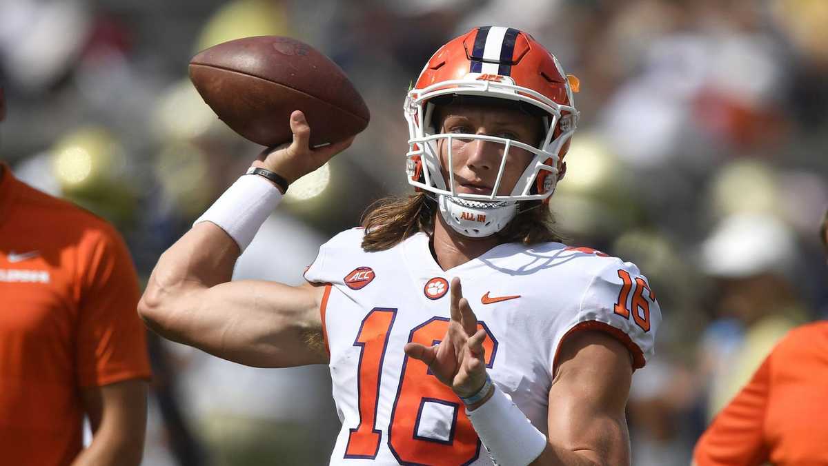 Trevor Lawrence hurt, Clemson rides Travis Etienne to victory over  Syracuse, 27-23, NFL Draft