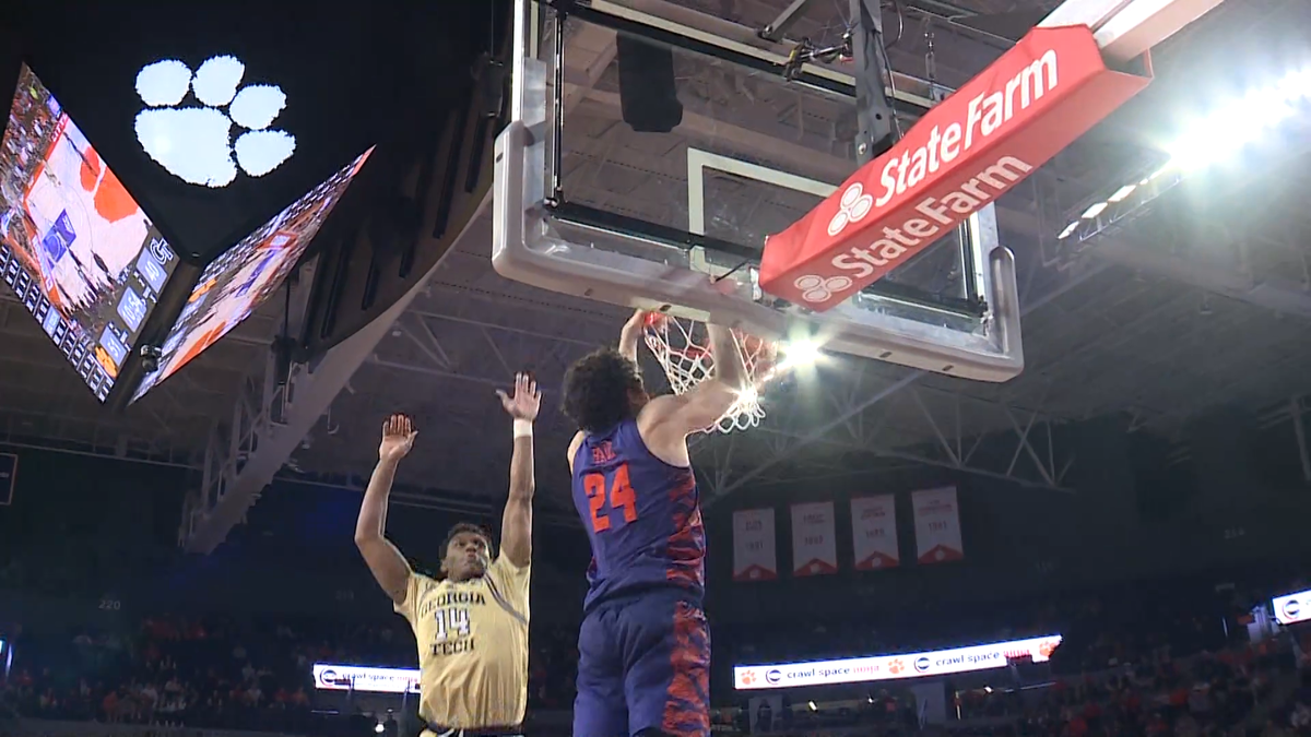 Hall, Galloway lead Clemson in win over Tech