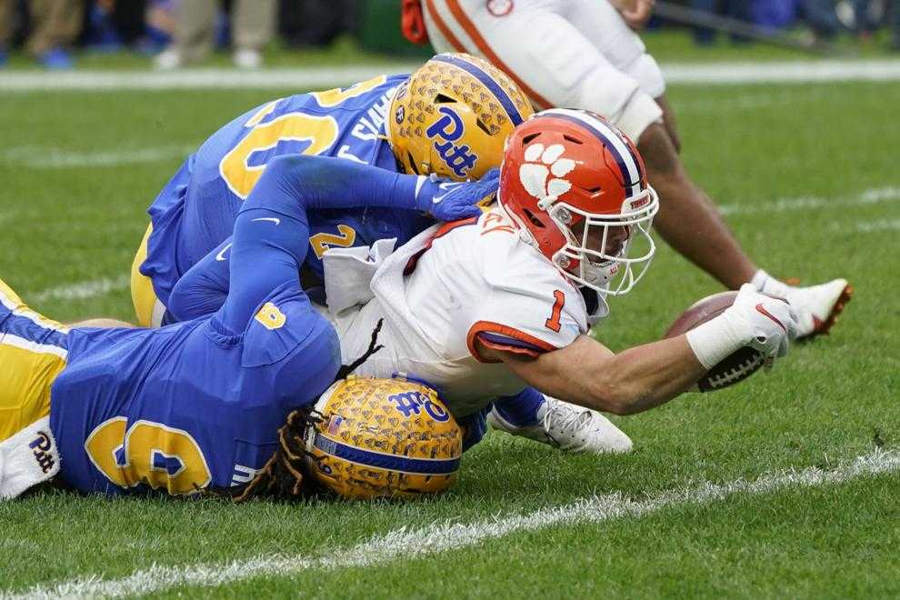 Pitt Beats Clemson, 27-17