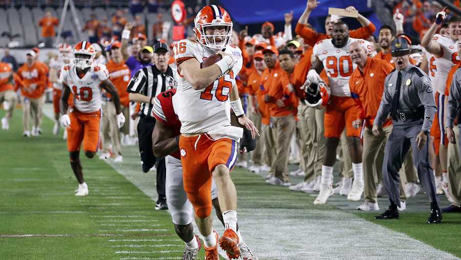 Trevor Lawrence considered opting out of 2020 CFB season