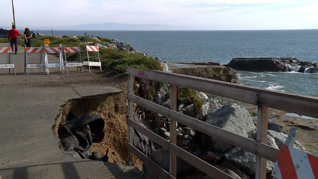 Large chunk of sidewalk caved in off the popular West Cliff Drive