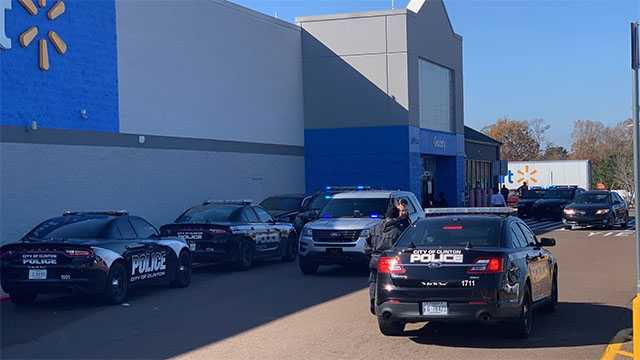 Clinton police investigate carjacking at Walmart - Vimarsana News