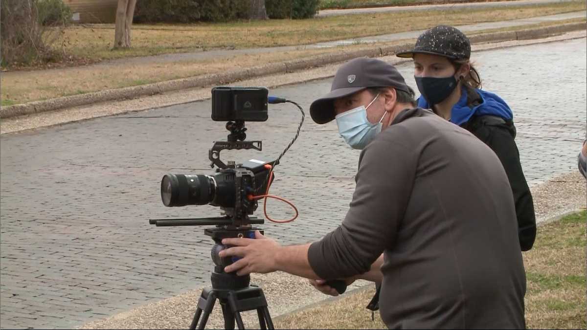 Clinton takes center stage for Lifetime movie shoot