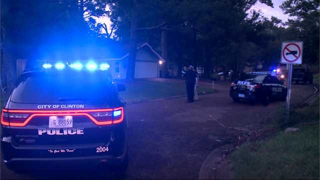 Metro police agencies increasing salaries to woo new officers - Vimarsana News