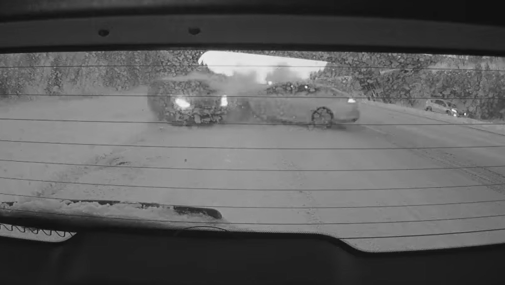 BONNER SPRINGS Car slams into a stalled vehicle and police car