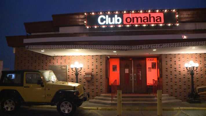 City of Omaha looks at ways to regulate fully nude club near 72nd and Dodge