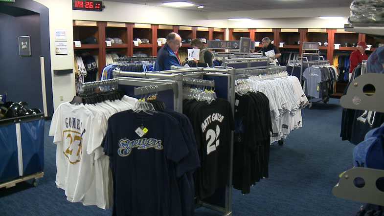 Brewers Annual Clubhouse Sale starts Friday