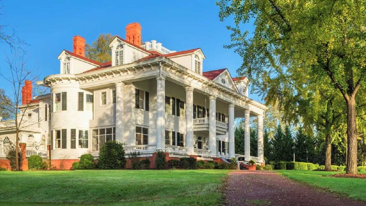 Georgia Mansion That Inspired Gone With The Wind Is Going Up For Auction