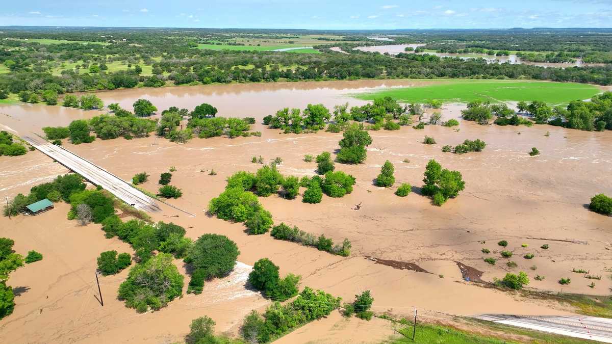Deadly storms overwhelm soaked South with more rain and tornado threats ...