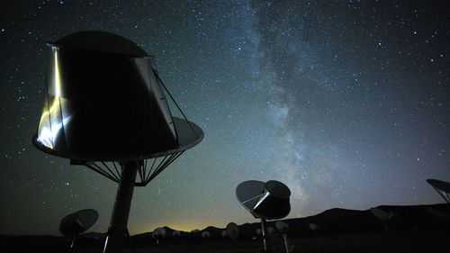 Mysterious fast radio bursts in space getting stranger - Vimarsana News