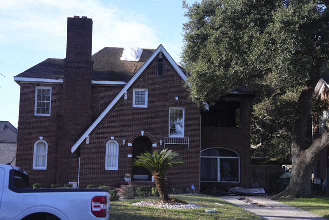 Beyoncé’s family bought this Houston house in 1982 and lived there until Beyoncé was about 5 years old. It sustained damage from a fire early Monday morning.