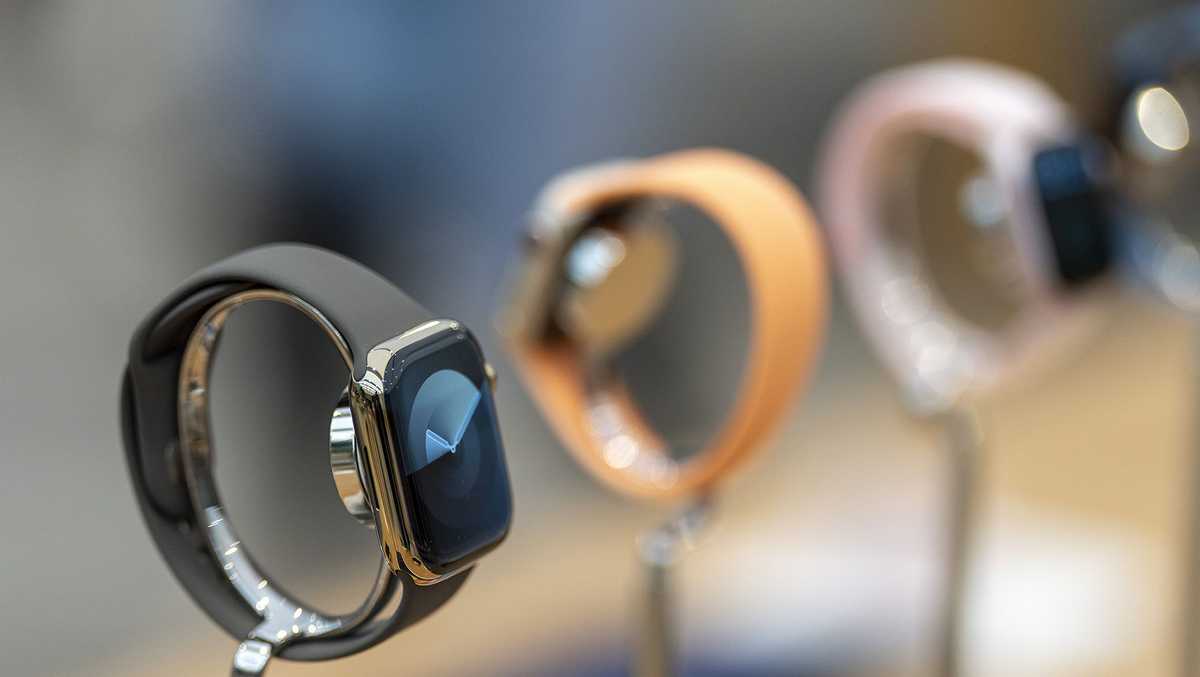 Apple no longer selling the newest Apple Watch in America after White ...