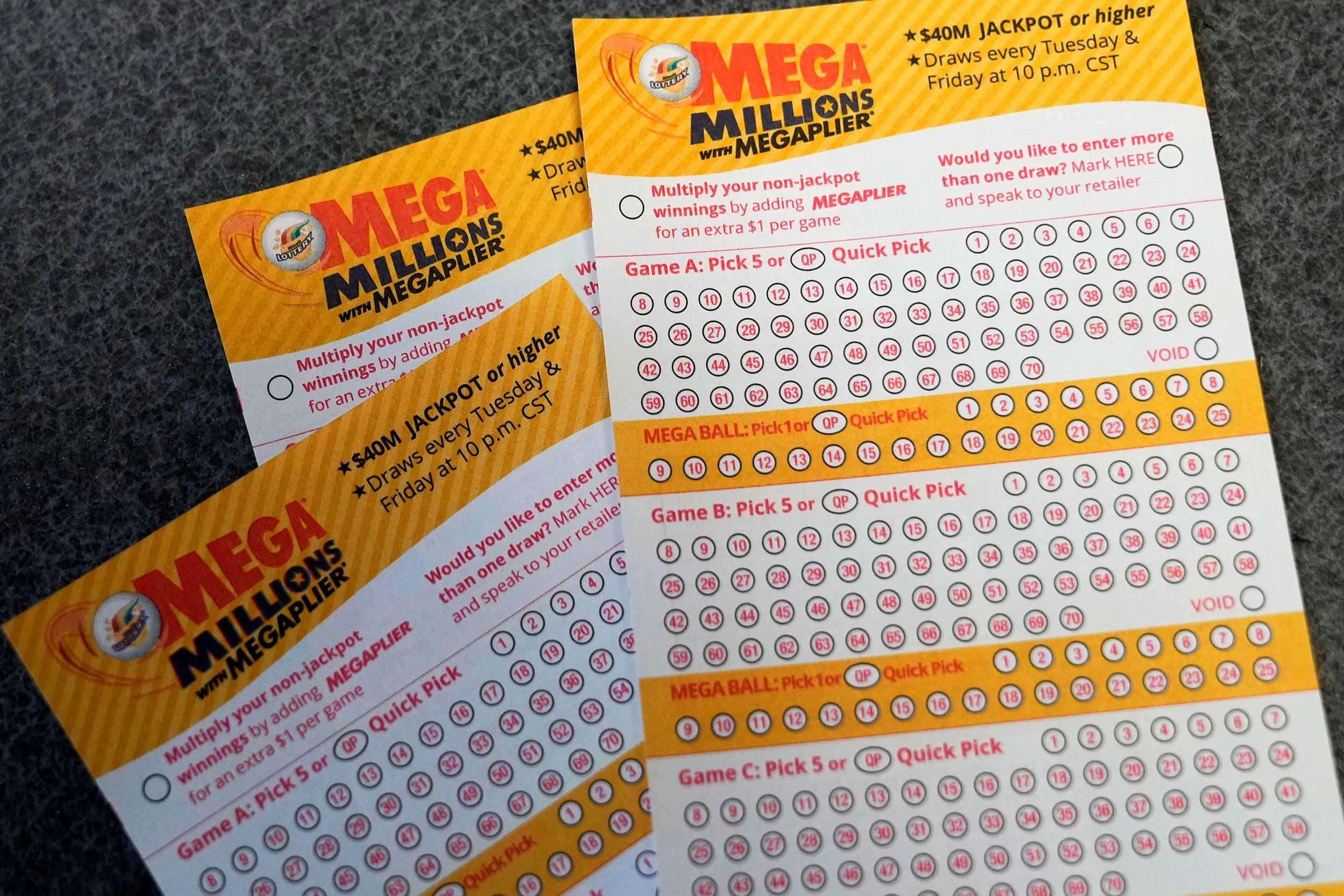 Mega Millions $552 million jackpot winning ticket was sold online in Illinois
