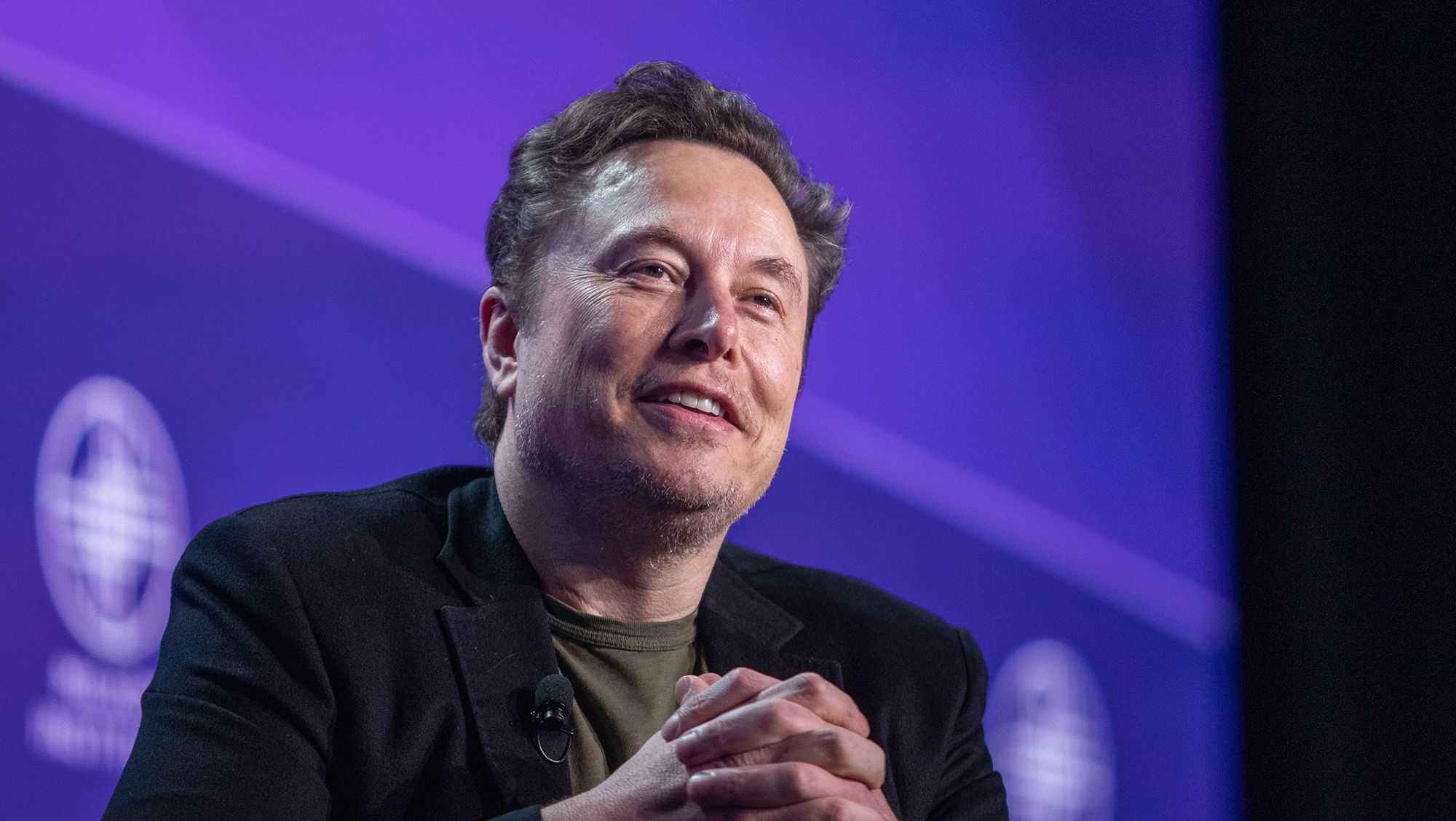 Elon Musk threatens to ban iPhones and Macs at his companies - Vimarsana News