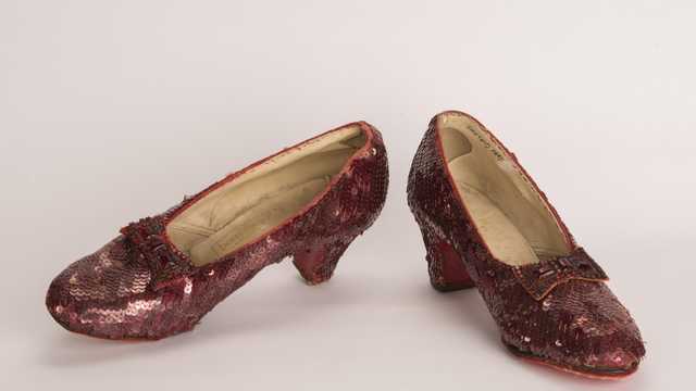 Thief who stole 'Wizard of Oz' ruby slippers gets no prison time - Vimarsana News