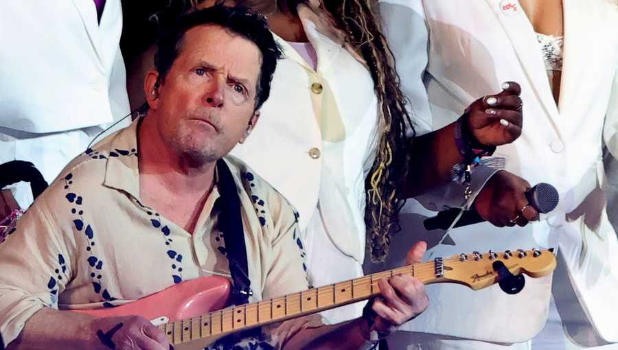 Michael J Fox Celebrates His mind Blowing Glastonbury Performance michael-j-fox-celebrates-his-mind-blowing-glastonbury-performance