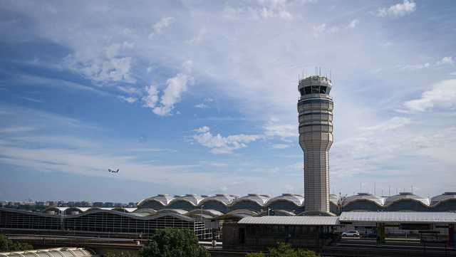 Orlando-bound jet narrowly avoids collision - Vimarsana News